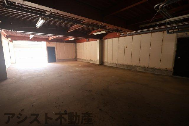 寿町事務所・倉庫の内装