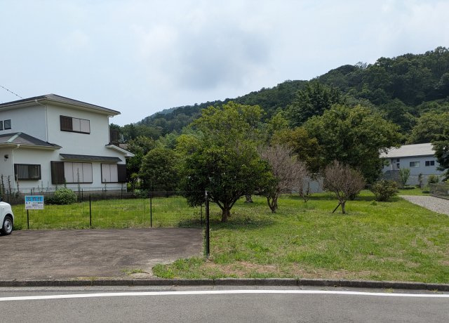 川奈　日当たり良好な平坦地　1,880万円