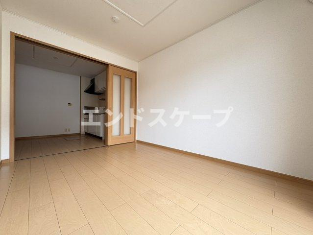 サウス　カーサ　セレノＢの居間・リビング|高崎、前橋のお部屋探しはエンドスケープまで！お客様の理想お聞かせ下さい♪