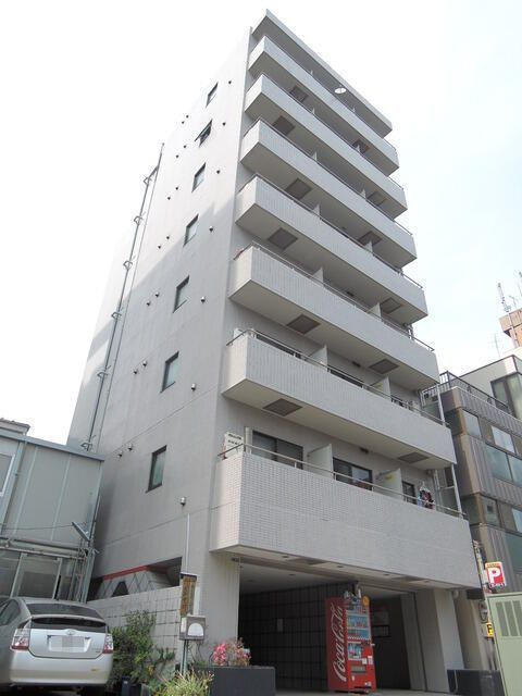日神パレス亀戸のエントランス