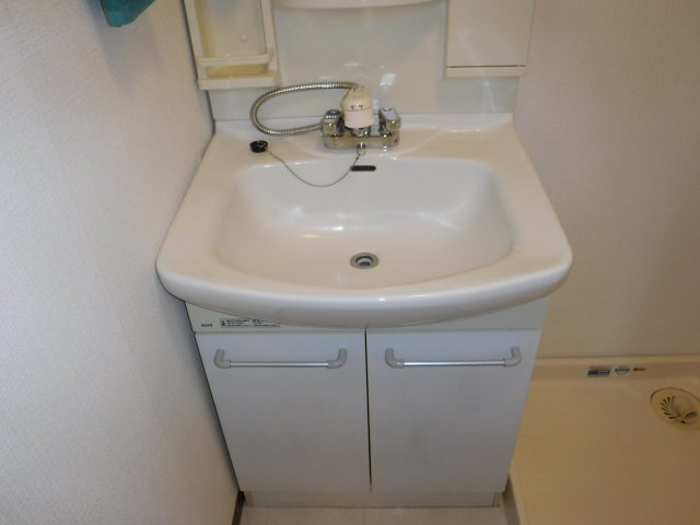 ソレーユハイムの洗面所|他のお部屋の参考写真となります。