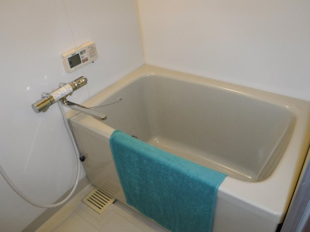 ソレーユハイムの浴室|他のお部屋の参考写真となります。