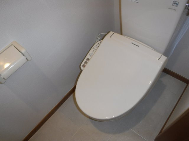 ソレーユハイムのトイレ|他のお部屋の参考写真となります。