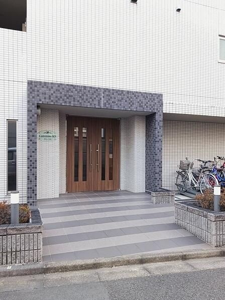 カミーノ　ＫＳのエントランス