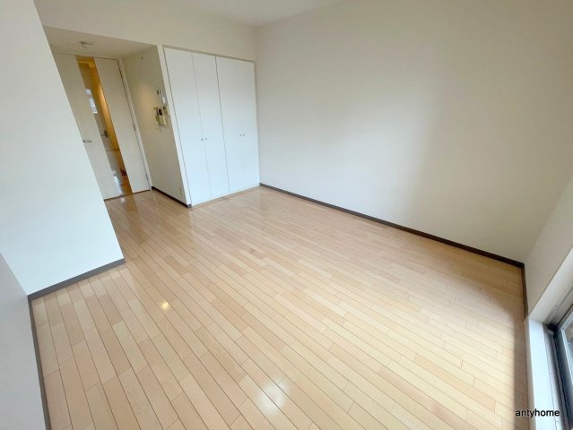 CITY SPIRE難波WEST　仲介手数料無料の居間・リビング