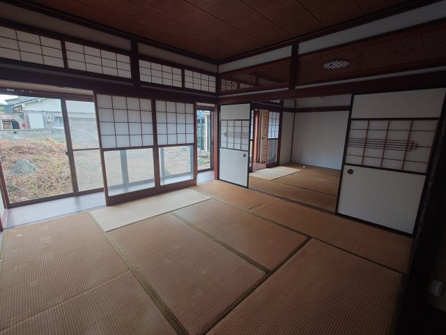 射水市海老江貸家の洋室|和室→洋室にリフォーム中