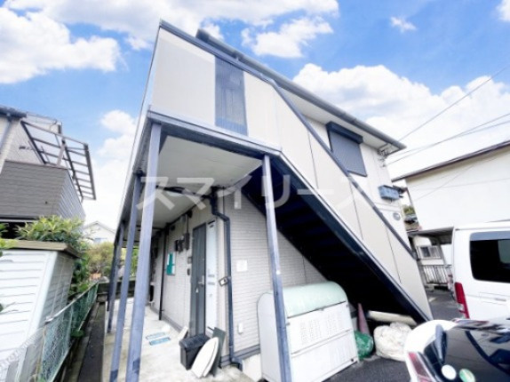 ノーブル富里の外観