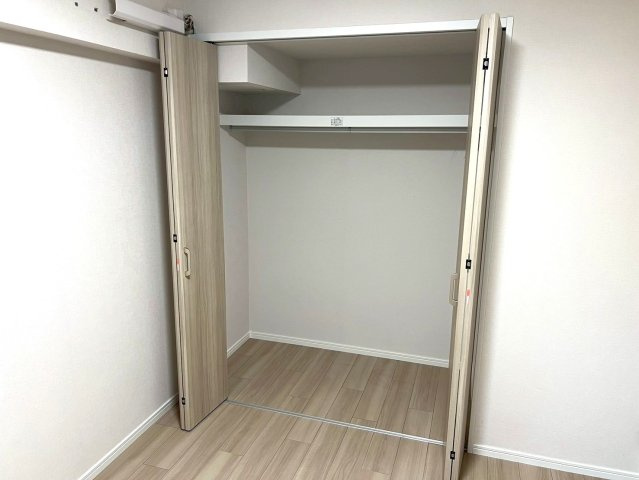 宇喜田カメリアの収納|衣替えや旅行用品もすっきり収まり、毎日の片付けが快適になります。