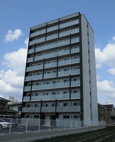 グランド　ラインの外観
