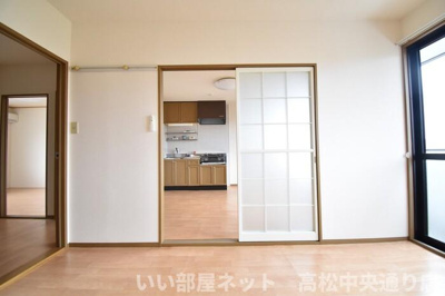 【内装】 | サニーコート白井 | 南洋室６帖～ＤＫ８帖