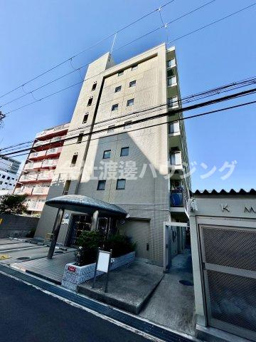 KM江坂の外観