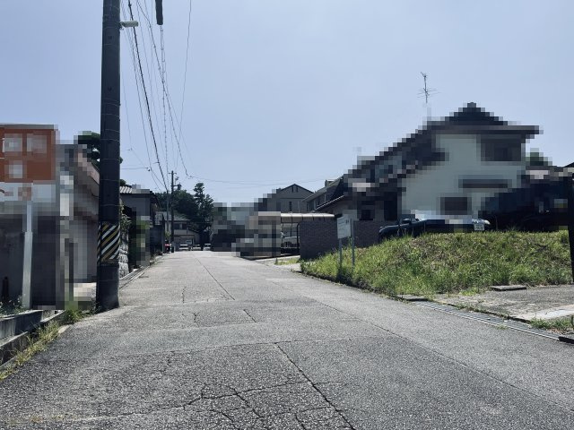 【前面道路含む現地写真】の画像