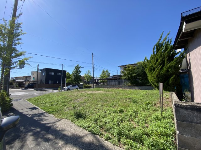 【売土地】秋田市広面字長沼の前面道路含む現地写真