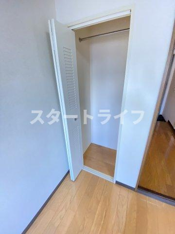 大阪市東淀川区東中島２丁目の賃貸マンションの収納