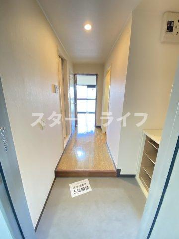 大阪市東淀川区東中島２丁目の賃貸マンションの玄関