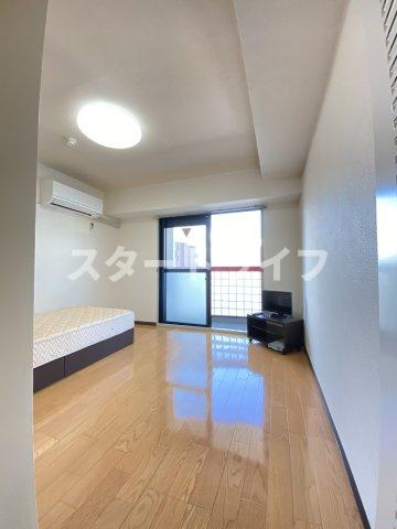 大阪市東淀川区東中島２丁目の賃貸マンションの居間・リビング