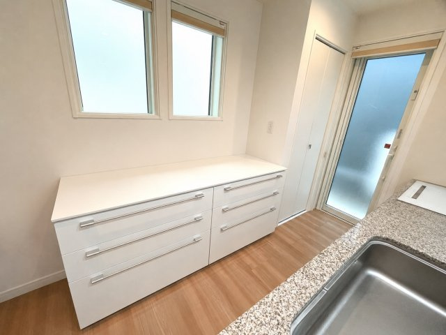 寝屋川市国松町の中古一戸建のキッチン