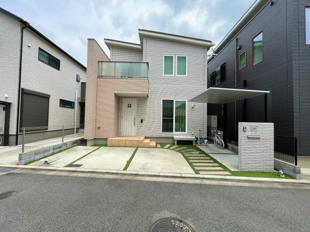 寝屋川市国松町の中古一戸建の外観