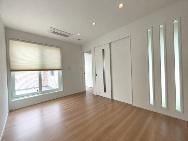 寝屋川市国松町の中古一戸建の洋室