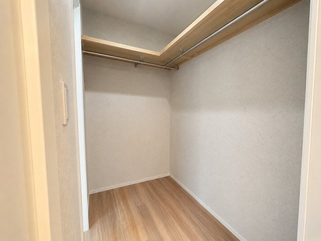 寝屋川市国松町の中古一戸建の収納