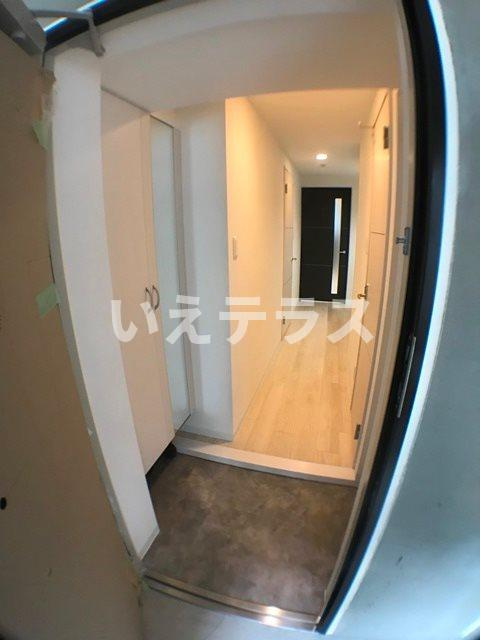 ボンニー元町の玄関