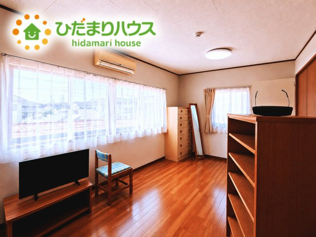 いわき市小名浜大原字下小滝　中古戸建の寝室|ご家族様一人ひとりの大切なプライベート空間。シンプルなデザインなので、趣味・感性で個性的に飾ることができます♪