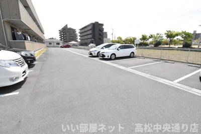【駐車場】 | ウィステリア太田