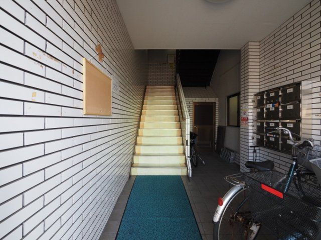 第3タナックマンションのロビー