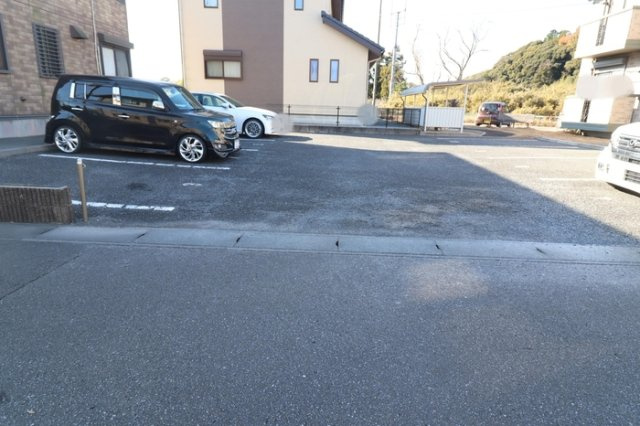 フォーシーズン白羽ABの駐車場|駐車場