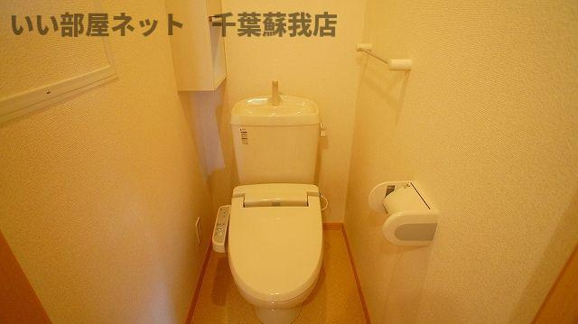 カモミールのトイレ|清潔感のあるトイレです
