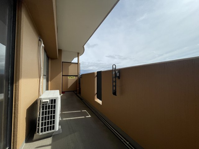 中古マンション　ネオハイツ郡山南13階　のバルコニー|バルコニーは南面と西面に面しているので陽当たり良好です！