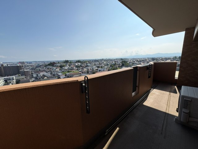 中古マンション　ネオハイツ郡山南13階　のバルコニー