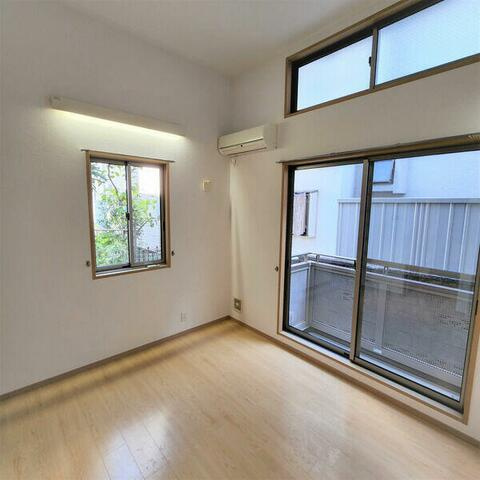 プレッソ新杉田の寝室