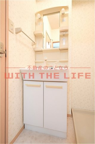 グランシャリオ宮ノ陣【10，000円キャッシュバック対象物件】の独立洗面台|独立洗面台です