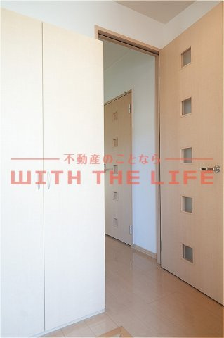グランシャリオ宮ノ陣【10，000円キャッシュバック対象物件】の玄関|ゆったりとした玄関です