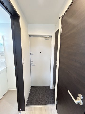 【玄関】 | ジーメゾン石津町東アビテ