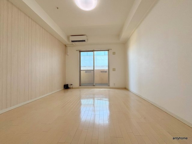クラウンハイム北心斎橋フラワーコート　仲介手数料無料の寝室