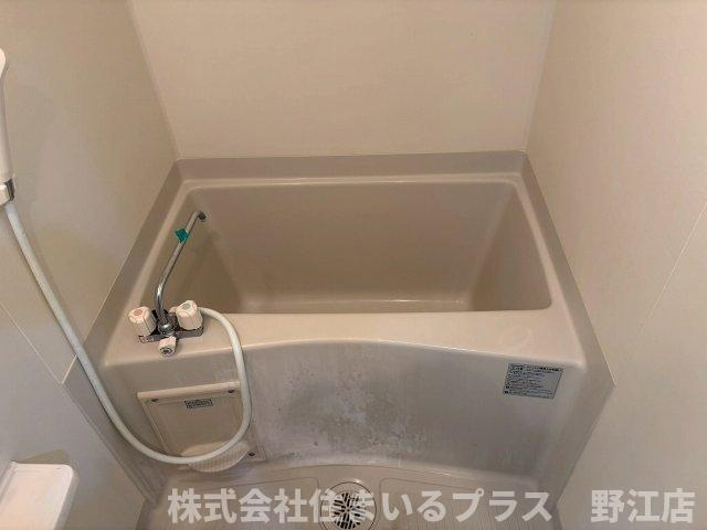 Uresidence京橋の浴室
