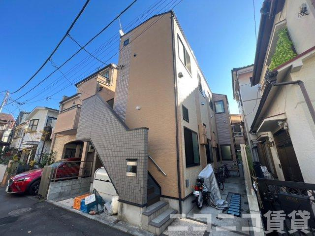 北区滝野川６丁目のアパートの外観
