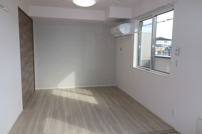 D-ROOM須屋（トリシア）の洋室