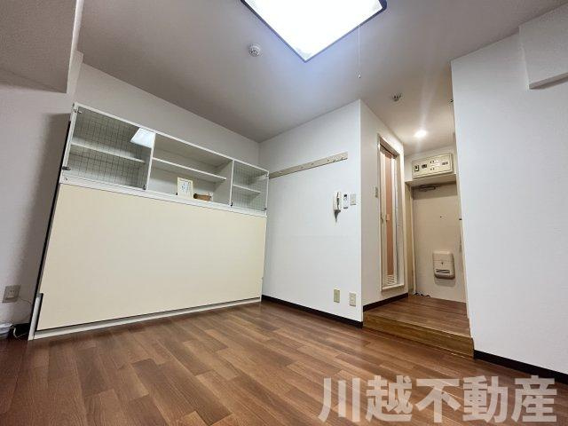 事務所に投資用に最適な好立地マンションの洋室|内装リフォーム済のきれいな部屋