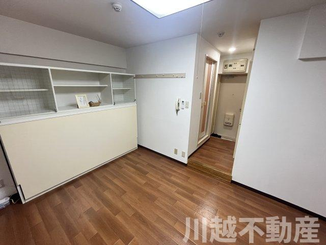事務所に投資用に最適な好立地マンションの洋室|内装リフォーム済のきれいな部屋