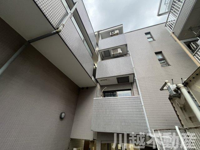 事務所に投資用に最適な好立地マンション|開放的なエントランス