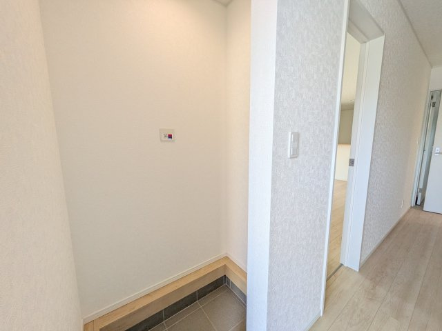 笠間市旭町　第9　新築戸建て　2号棟の玄関