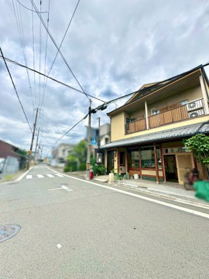 【前面道路含む現地写真】 | 伏見区納所町　土地 | お家探しは「注文建築」にするべきか「建売住宅」にするべきか、ゆいホームが一緒に考えます。『無理のない理想のマイホーム』を実現しましょう！まずは、お話しをお聞かせ下さい。