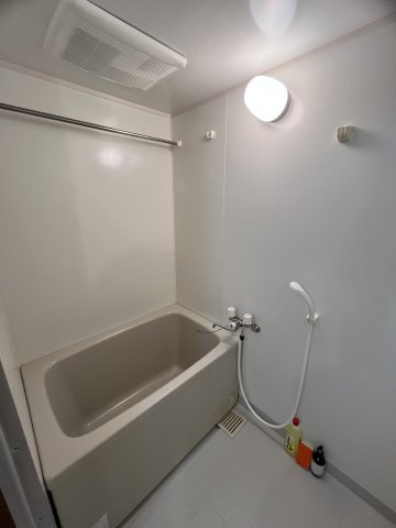 【浴室】アンプルールフェール江坂