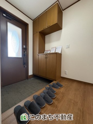 【玄関】 | 小山市雨ヶ谷新田　再生住宅 | 足元ゆったり玄関スペース☆
