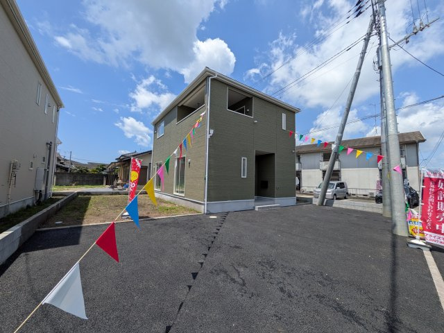 笠間市鯉淵　第9　新築戸建て　1号棟の前面道路含む現地写真|写真だけでは伝わらない快適さを、ぜひ現地で体感しませんか？
即日見学可能です！平日のご案内も可能です♪
お気軽にお問合せまたはお電話ください！
0297-86-8370まで【リアライズ不動産】