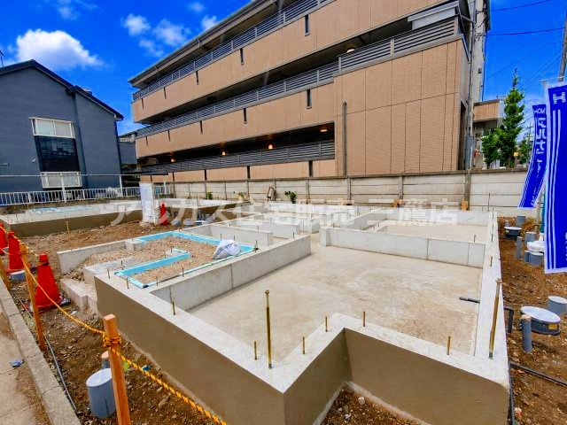 府中市浅間町3丁目 中央線 武蔵小金井駅 新築戸建の前面道路含む現地写真