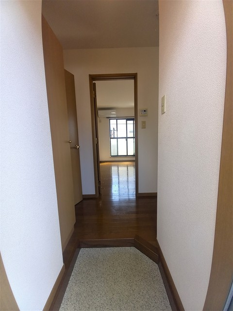 ウイング笠間の玄関